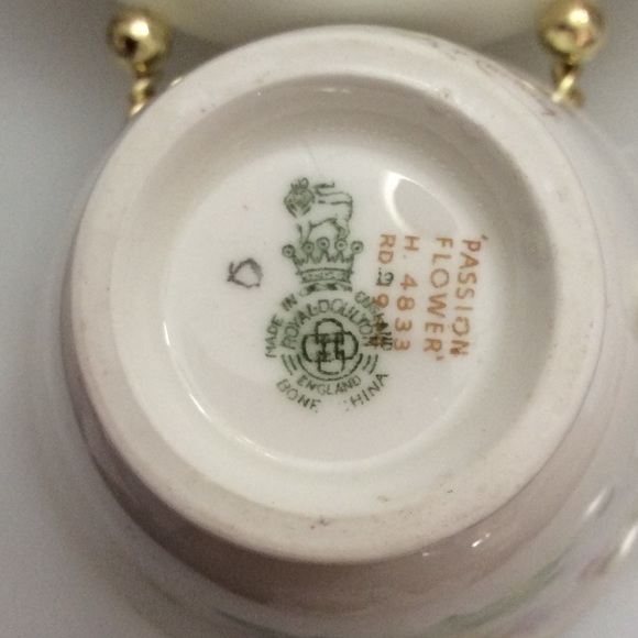 Vintage Royal Doulton Passion Flower teacup set - Picture 12 of 12